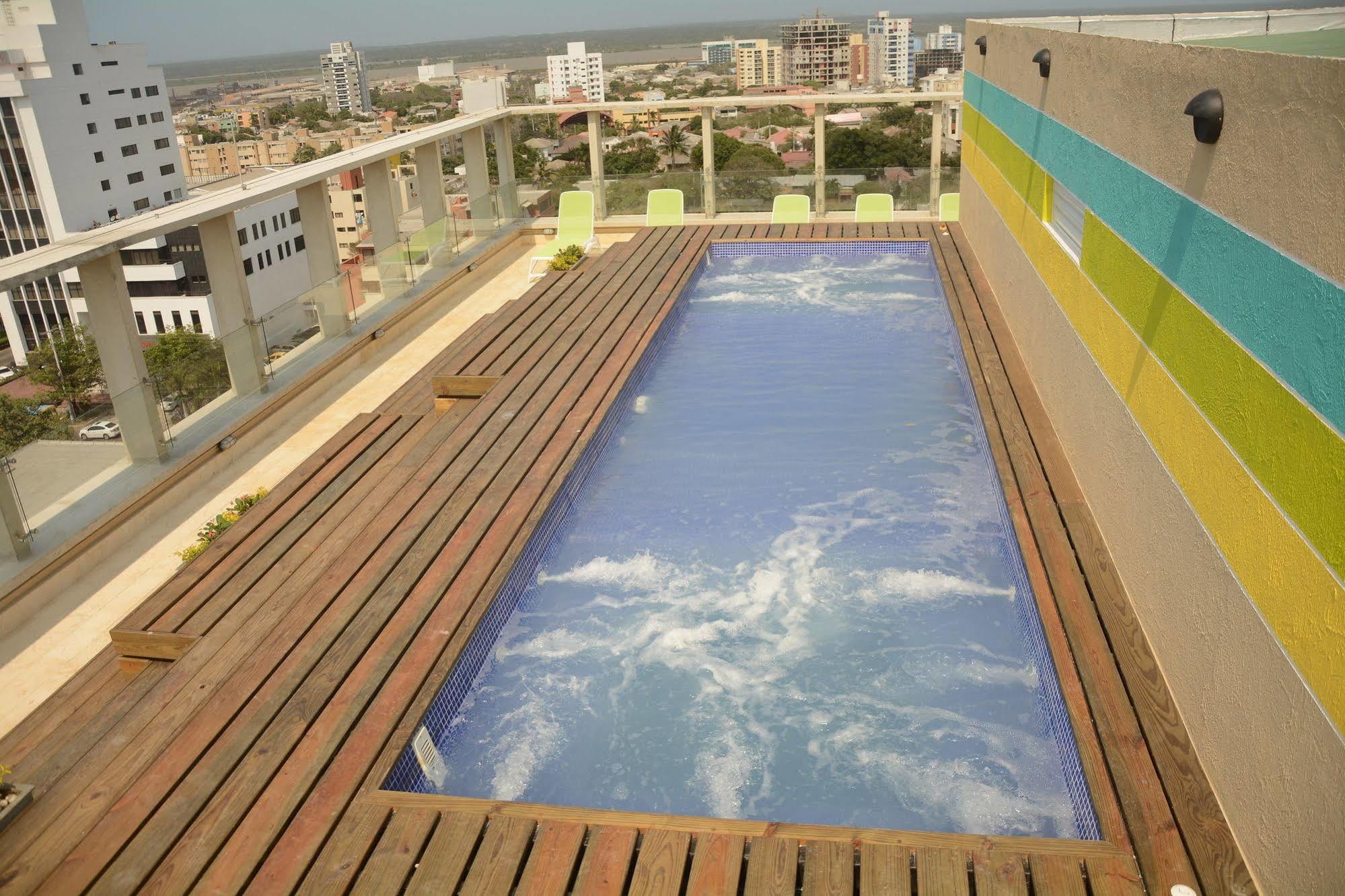 Bh Barranquilla Hotel Luaran gambar
